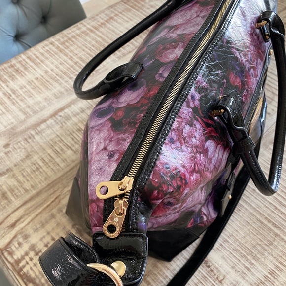 Lipsy London Weekender Bag - Picture 3 of 6